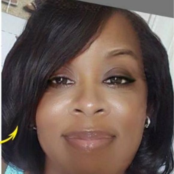 Meet your Posher, Adrienne - Picture 1 of 1